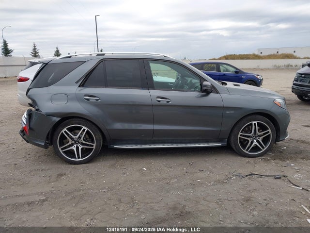 4JGDA6EB8JB013205 Mercedes-Benz m276
