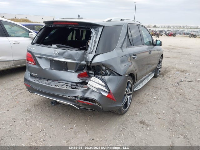 4JGDA6EB8JB013205 Mercedes-Benz m276