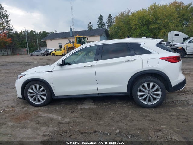 3PCAJ5M33KF113710 Infiniti 2019