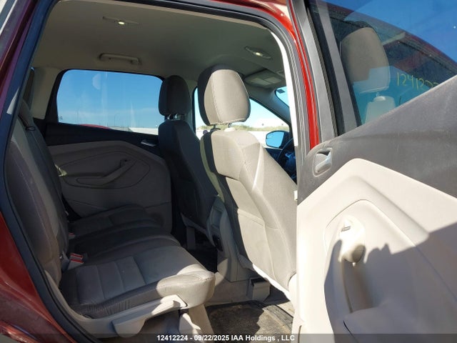 1FMCU0GX8EUD11496 Ford 2014