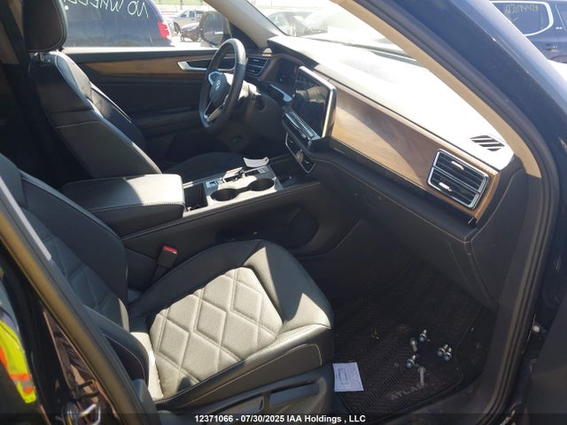 1V2LR2CA6RC521799 Volkswagen tsi