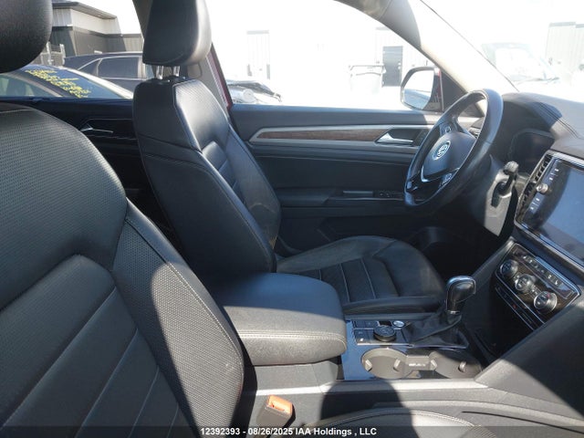 1V2NR2CA5KC610407 Volkswagen fsi