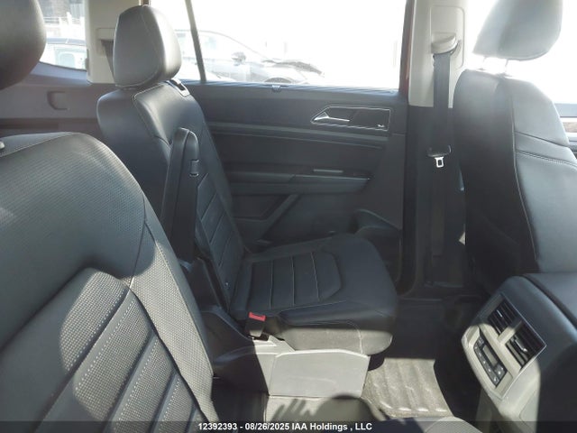 1V2NR2CA5KC610407 Volkswagen fsi