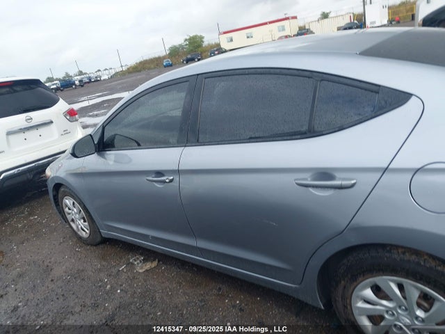 Hyundai 2017 2017 5NPD74LF0HH157997 Image 14