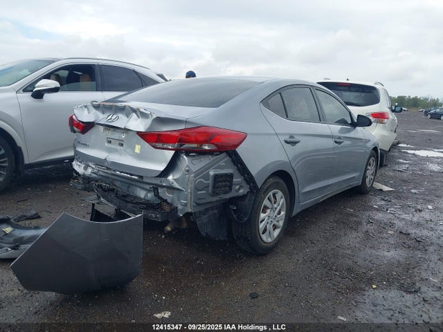 Hyundai 2017 2017 5NPD74LF0HH157997 Image 4