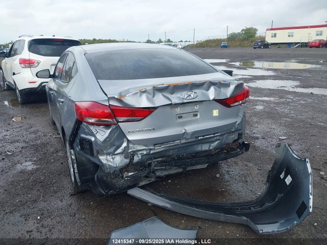 Hyundai 2017 2017 5NPD74LF0HH157997 Image 6
