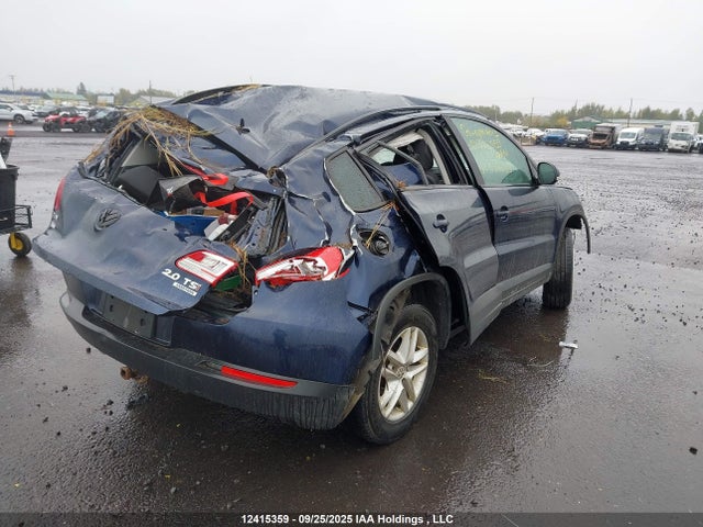 WVGJV3AX3EW594733 Volkswagen 2014