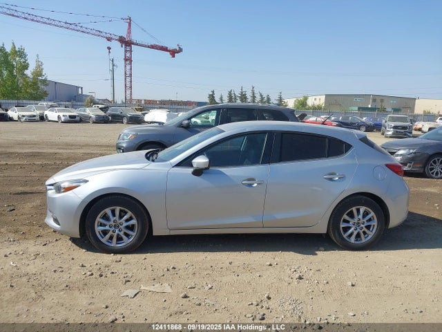 JM1BN1L75J1175624 Mazda pe