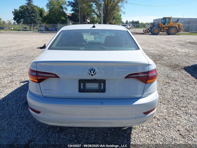 Volkswagen 1.4 tsi 2019 3VWC57BU5KM050073 Image 16