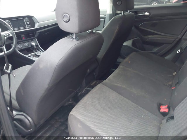 3VWC57BUXMM039573 Volkswagen Jetta Comfortline