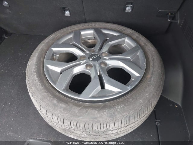 KNDEUCAA9R7509172 KIA nu mpi