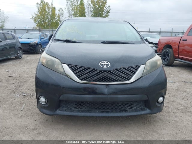 Aukcja sprzedaży 2012 Toyota Sienna Se 8 Passenger, vin: 5TDXK3DC4CS200976, numer aukcji: 12415644