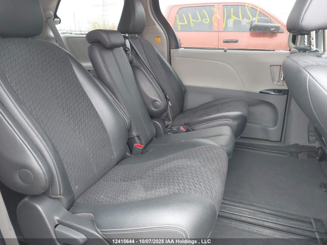 Aukcja sprzedaży 2012 Toyota Sienna Se 8 Passenger, vin: 5TDXK3DC4CS200976, numer aukcji: 12415644