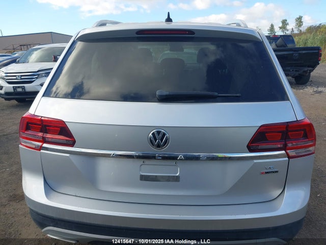 Volkswagen fsi 2019 1V2HR2CA8KC509617 Image 16