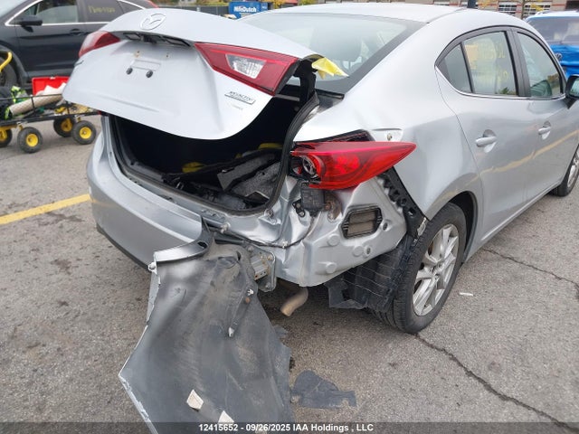 JM1BN1V70H1107920 Mazda pe