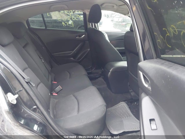 3MZBM1L72FM159505 Mazda pe
