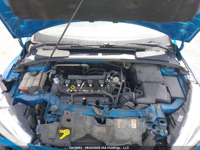 Ford Focus 2016 1FADP3F27GL353471 Image 10