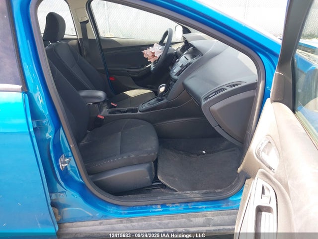 Ford Focus 2016 1FADP3F27GL353471 Image 5