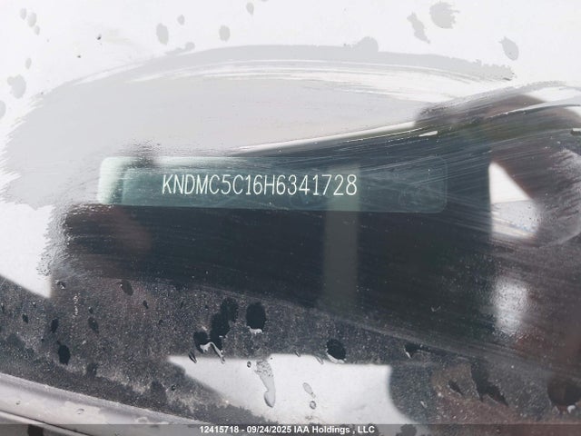 KIA Sedona 2017 KNDMC5C16H6341728 Image 18