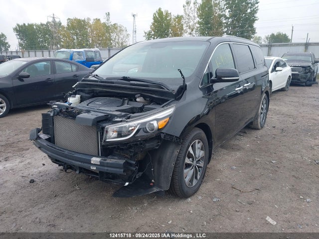 KIA Sedona 2017 KNDMC5C16H6341728 Image 2