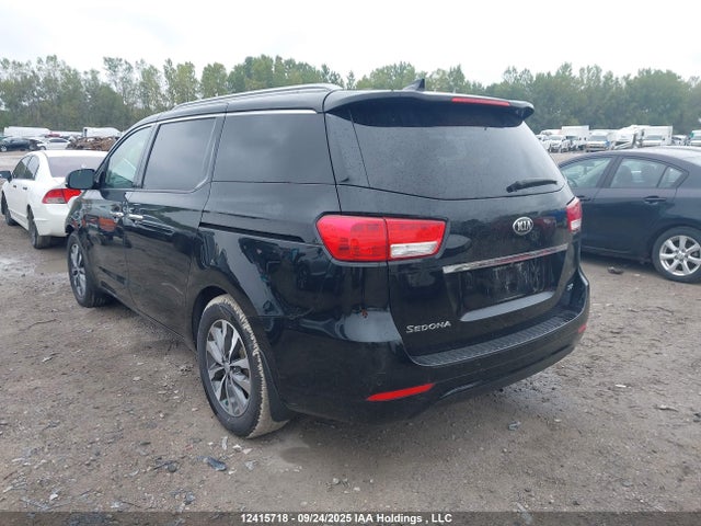 KIA Sedona 2017 KNDMC5C16H6341728 Image 3