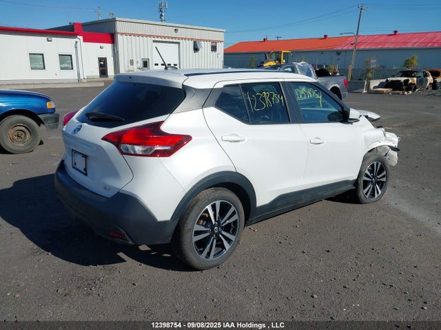 3N1CP5CU1KL498853 Nissan Kicks