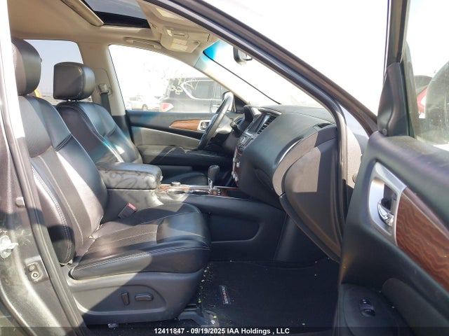 5N1DR2MM6KC586555 Nissan 2019