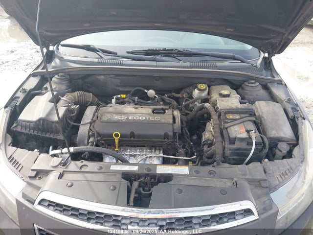 Chevrolet luw 2014 1G1PL5SH8E7243715 Image 10