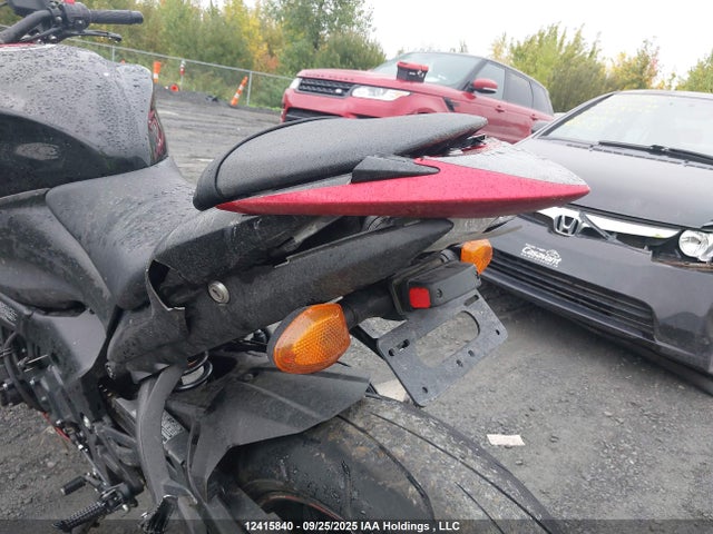 JS1GT7AB5J2100612 Suzuki T719-