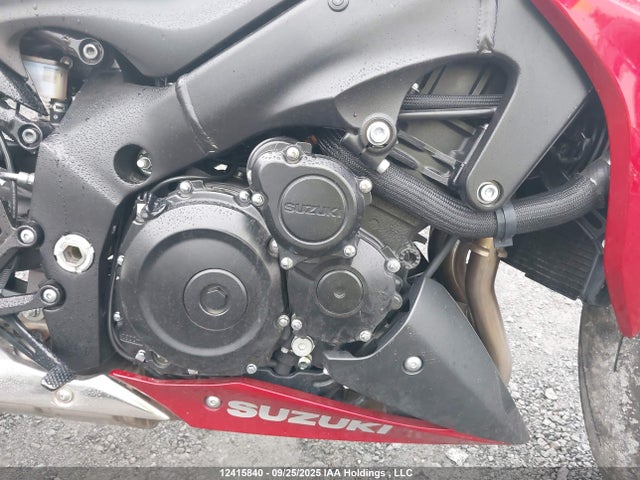 JS1GT7AB5J2100612 Suzuki T719-