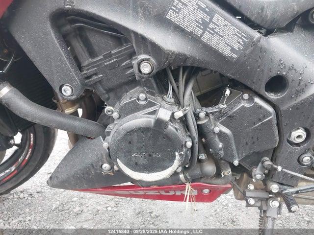 JS1GT7AB5J2100612 Suzuki T719-