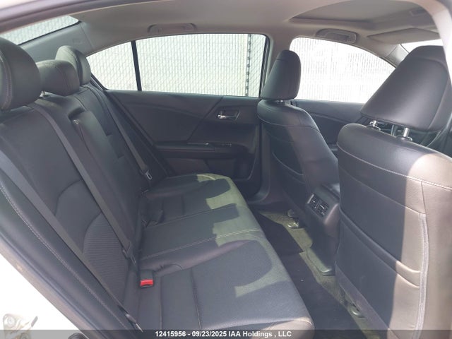 Honda j35y1 2015 1HGCR3F97FA800034 Image 8