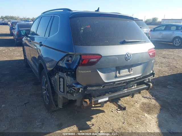 Volkswagen Tiguan 2019 3VV2B7AX1KM189959 Image 3