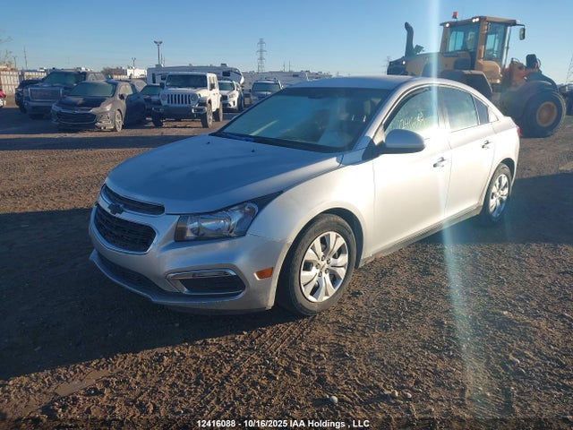 Chevrolet LUV 2015 1G1PC5SB6F7111663 Image 2