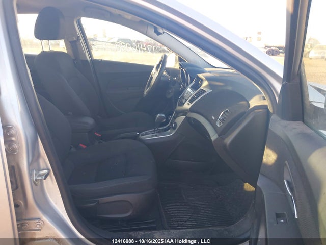 Chevrolet LUV 2015 1G1PC5SB6F7111663 Image 5