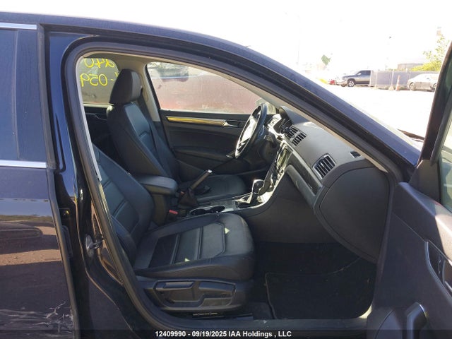 1VWBT7A37HC059216 Volkswagen 1.8 tsi