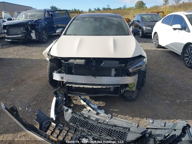 W1K5J4HB7NN251677 Mercedes-Benz m260