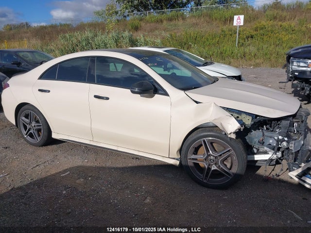 W1K5J4HB7NN251677 Mercedes-Benz m260
