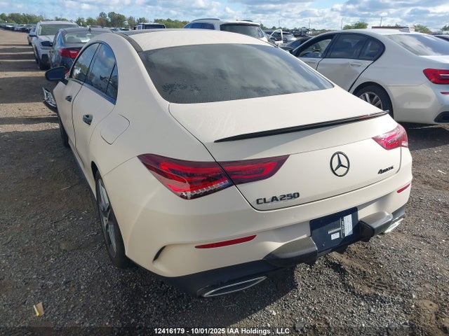 W1K5J4HB7NN251677 Mercedes-Benz m260