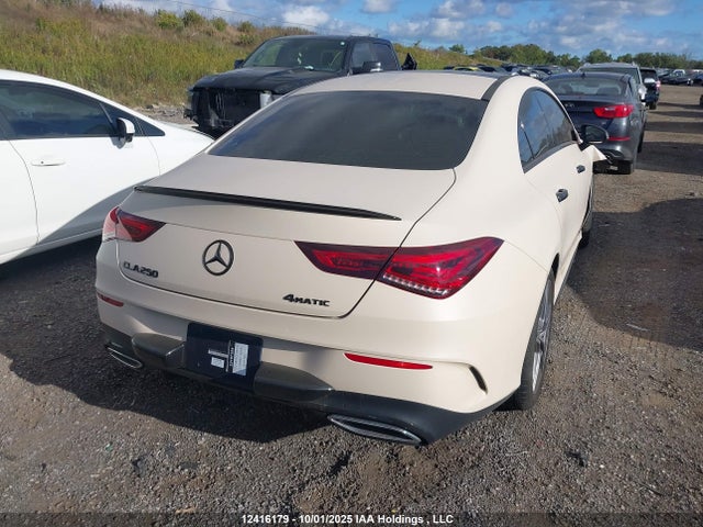 W1K5J4HB7NN251677 Mercedes-Benz m260