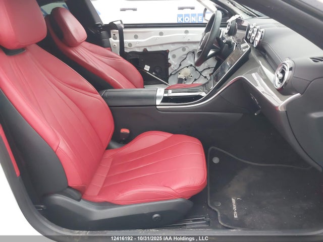Mercedes-Benz Cle 300 4matic 2024 W1KMJ4HB4RF024894 Image 5