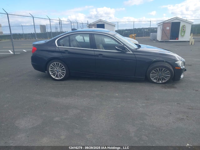 WBA3B3G5XENR82881 BMW 328I