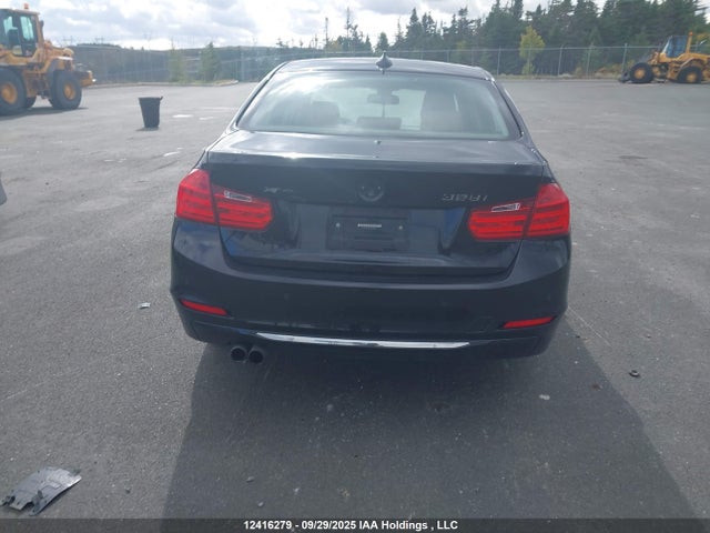 WBA3B3G5XENR82881 BMW 328I