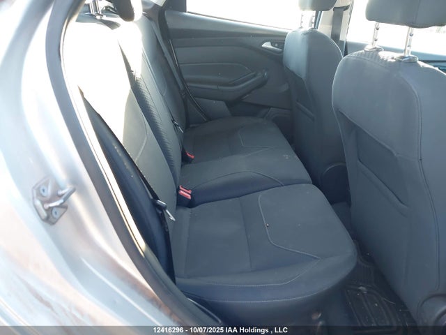 Ford Focus 2016 1FADP3F29GL341838 Image 8