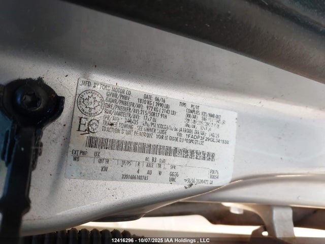Ford Focus 2016 1FADP3F29GL341838 Image 9