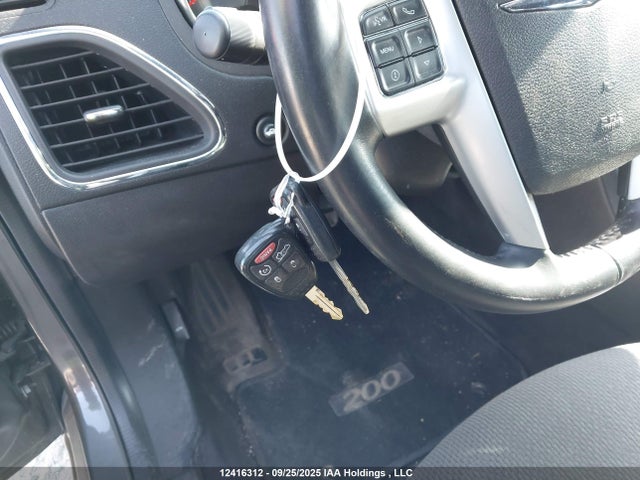 1C3CCBBG3EN171009 Chrysler 2014