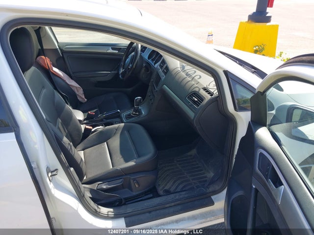 3VW217AU2HM013614 Volkswagen 1.8 tsi