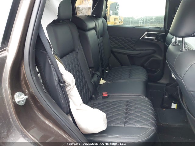 Mitsubishi s91-ya1 2023 JA4T5VA9XPZ610755 Image 8