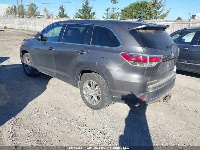 Toyota 2gr-fe 2015 5TDBKRFH9FS205696 Image 3