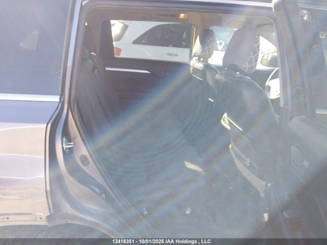 Toyota 2gr-fe 2015 5TDBKRFH9FS205696 Image 8